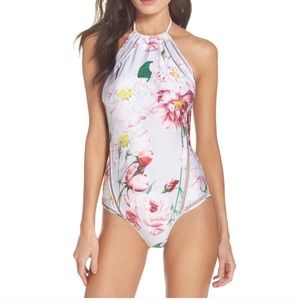 Ted Baker London Size 4 Floral One Piece Swimsuit